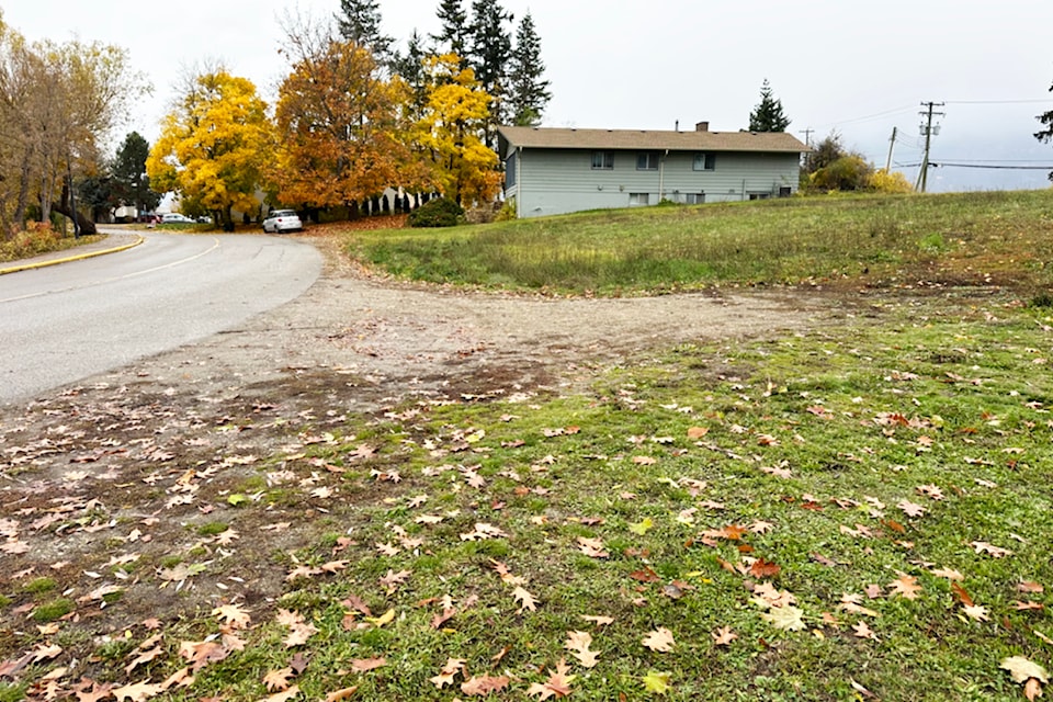 241107-saa-mcguire-manor-development-new