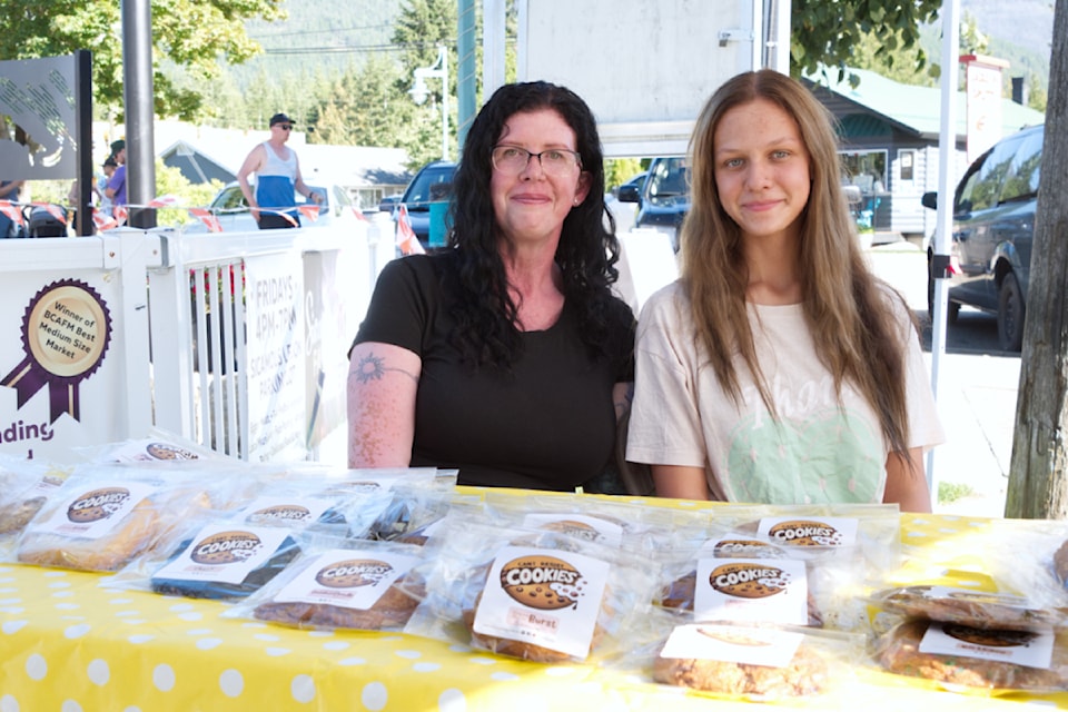 250828-saa-sic-cant-resist-cookies