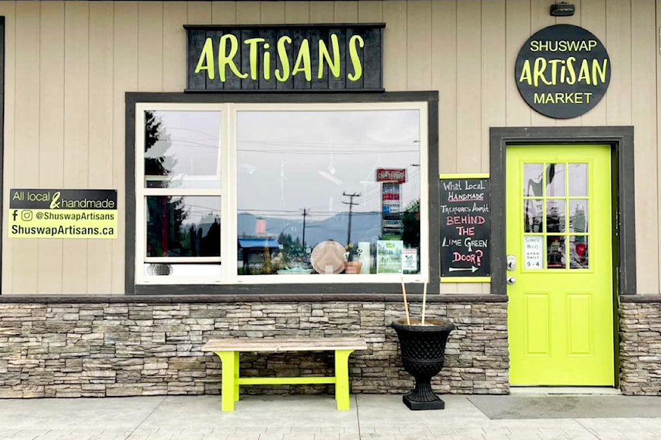 Located in Sorrento, the Shuswap Artisan Market offers the works of 20 local artists and artisans. 