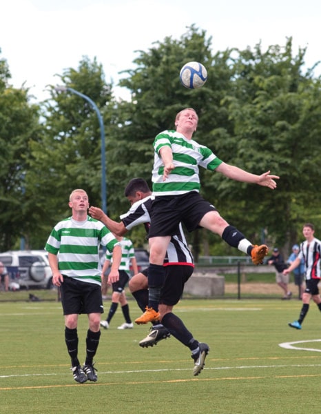 75279salmonarmSAU18boyssoccerheader10704col