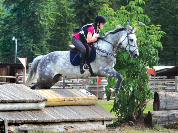 84741salmonarmJMhorsetrailjumpingevent0625colclipped