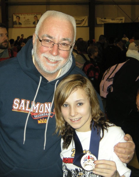 20704salmonarmSAwrestlingMunsiegold0228col