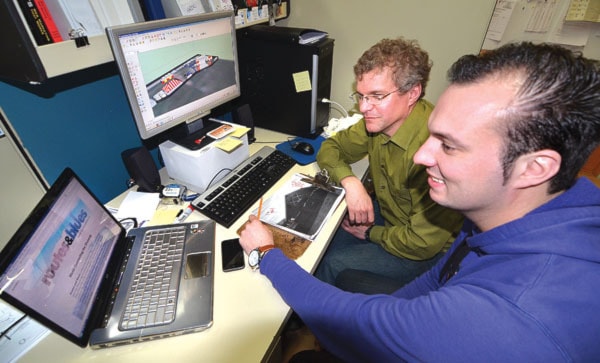 73077salmonarmJMnewRandBprogram0408col