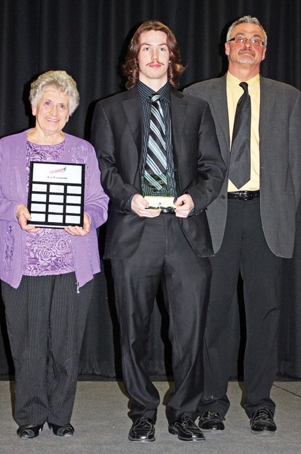 96744salmonarmSMNHeatawards0220col