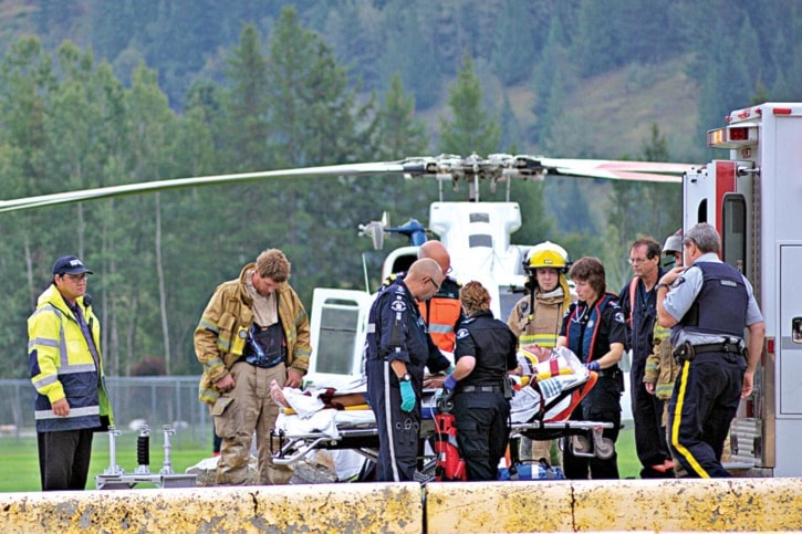 87253sicamousKDboatcollision0816col