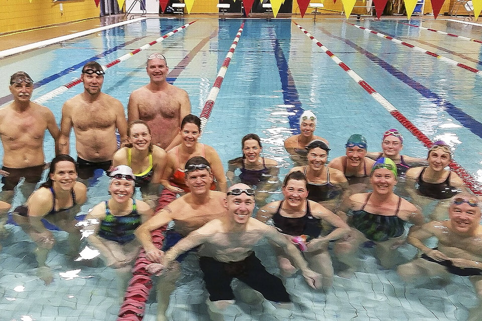 web1_SA-Masters-Swimming