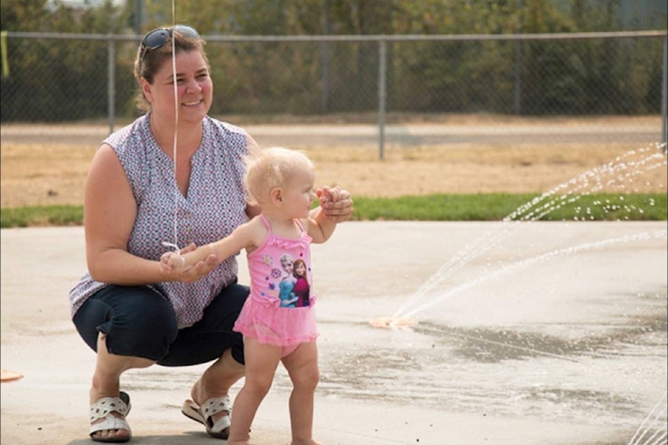 8088086_web1_170814-VMS-M-170812-VMS-AB-Enderby-spray1