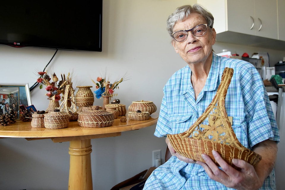 12933186_web1_180801-SAA-June-Erickson-pine-needle-baskets