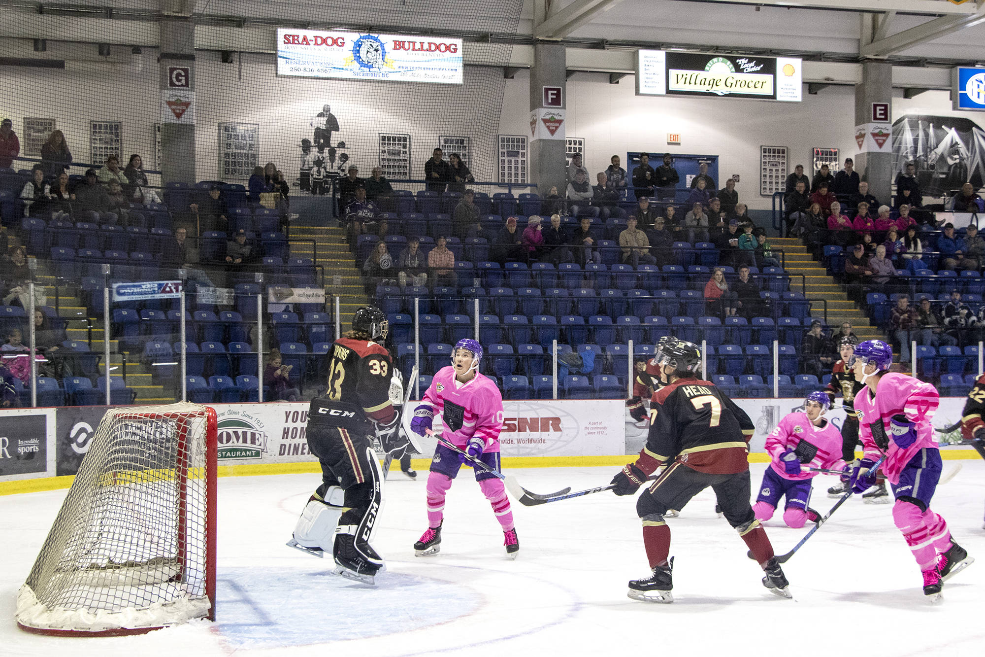 13860902_web1_181010-SAA-Silverbacks-V-Kelowna4