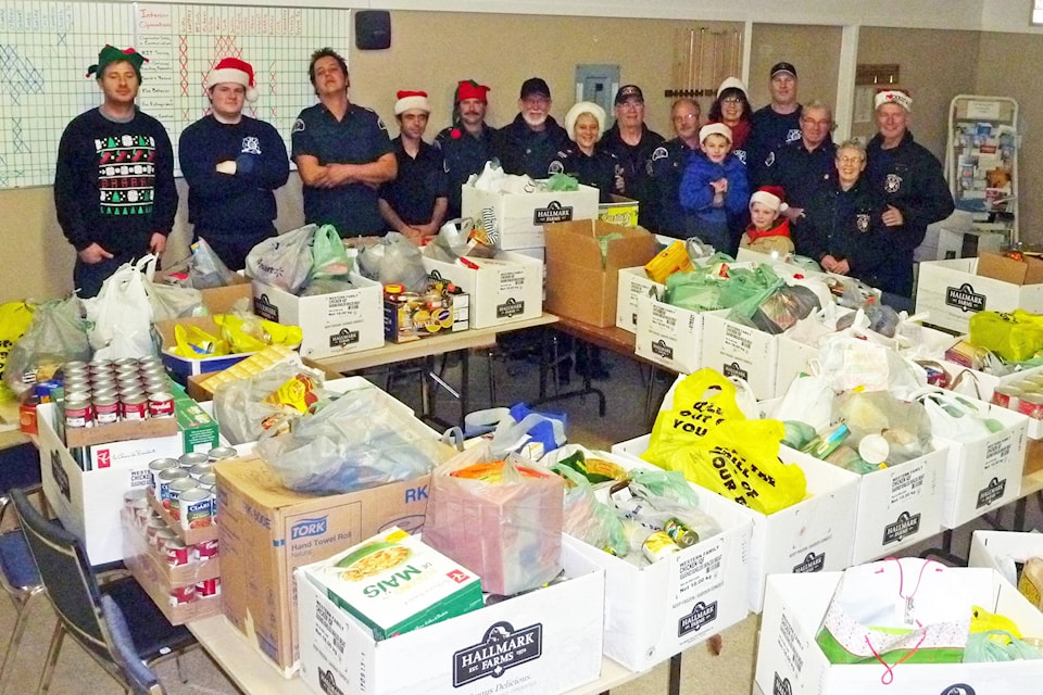 14577592_web1_181130-SAA-South-Shu-White-Lake-VFD-food-drive