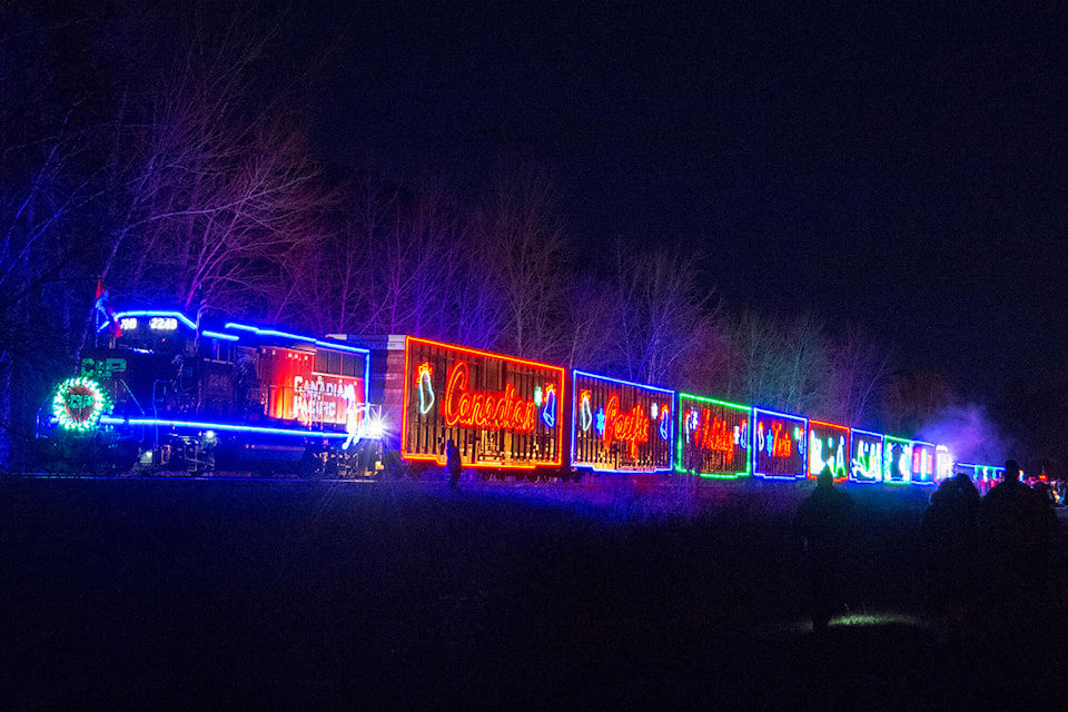 The CP Rail Holiday Train stopped at the Silver Sands Road railway crossing in Sicamous on Saturday, Dec. 15. (Jim Elliot/Eagle Valley News)