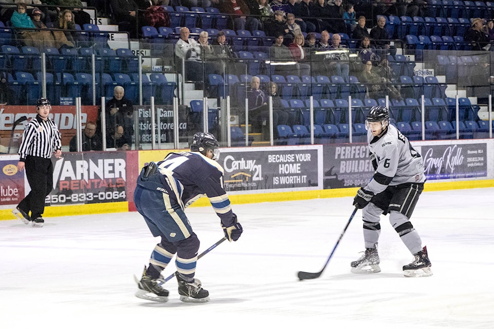 15374010_web1_181205-SAA-Silverbacks-V-Langley5