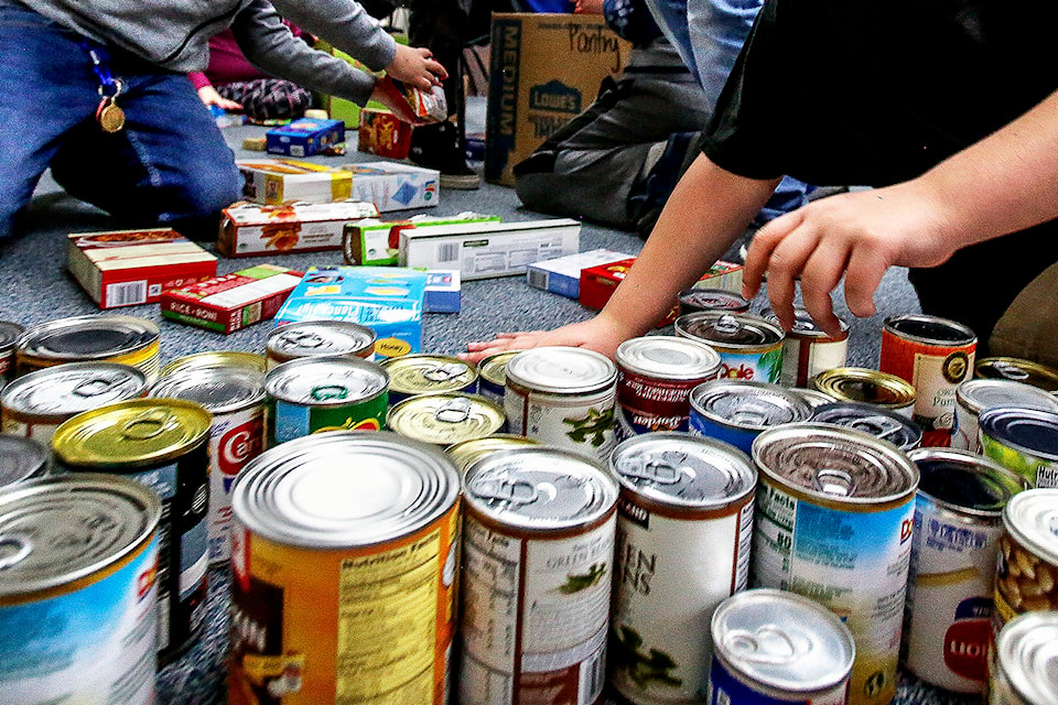 20127414_web1_200115-SAA-Food-donations