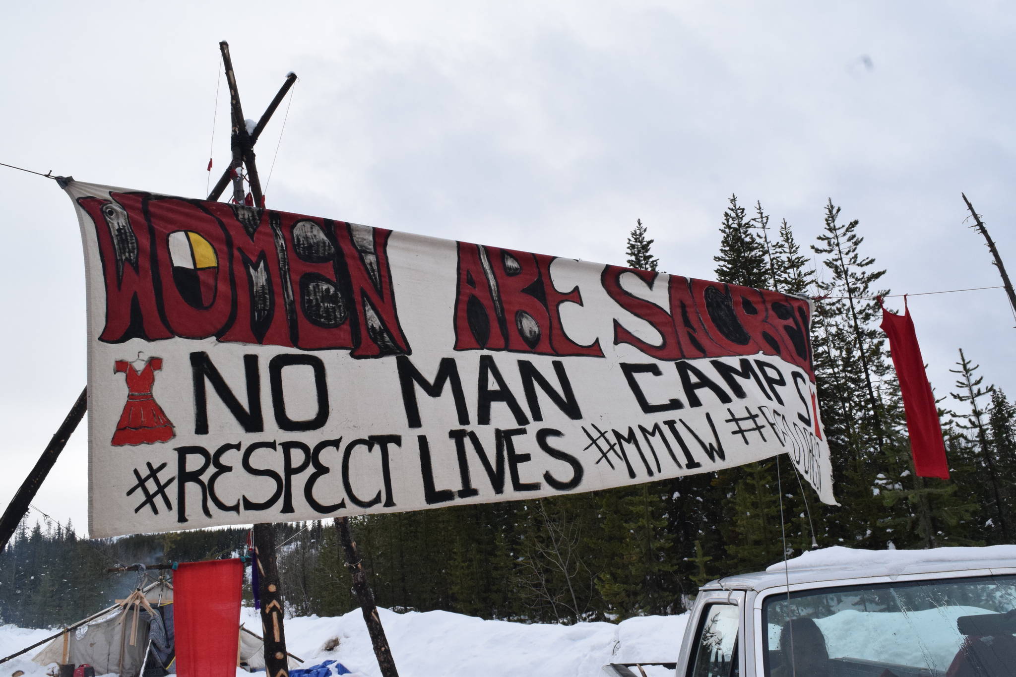 20449300_web1_200212-sin-hereditary-chiefs-say-enforcement-of-injunction-imminent-feb-5-camp-photos_6