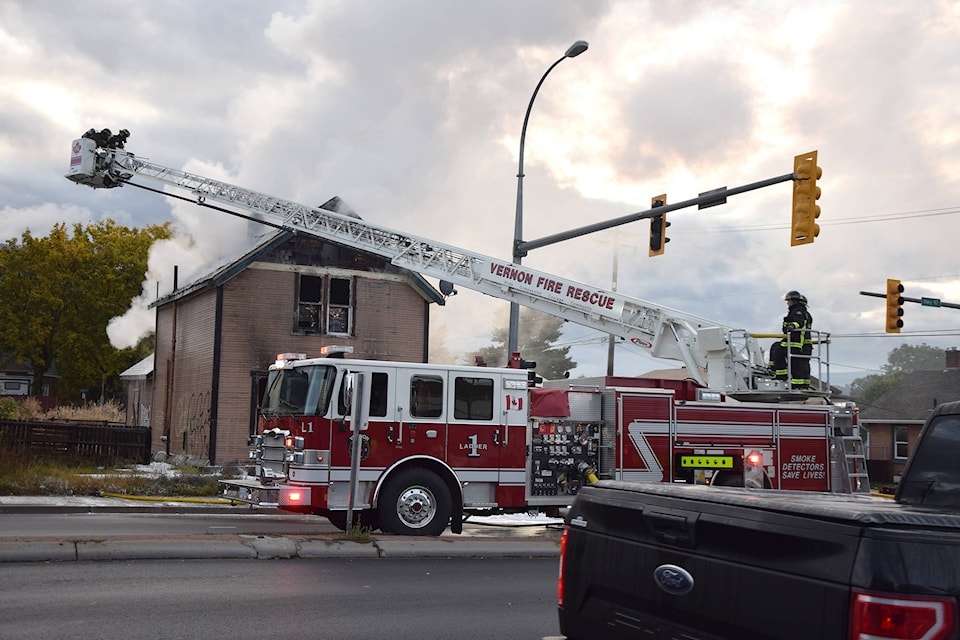 23072718_web1_201029-VMS-RCMP-structure-fire-structure-fire_2
