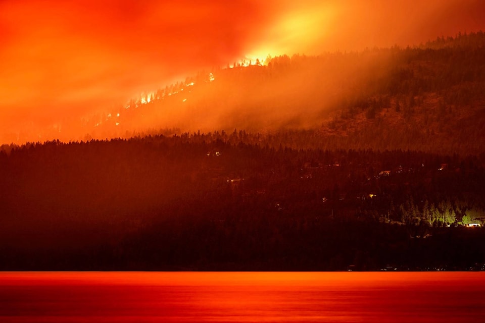 The White Rock Lake wildfire burns near the Westside on Friday night, Aug. 6, 2021. (Steve Wensley - Prime Light Media)