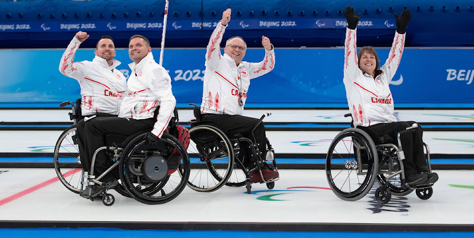 28433086_web1_220317-VMS-paralympics-bronze-ina_2