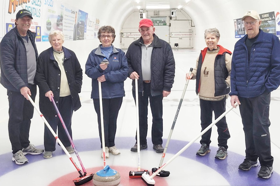 31873686_web1_230223-EVN-sicamous-funspiel-curl_1