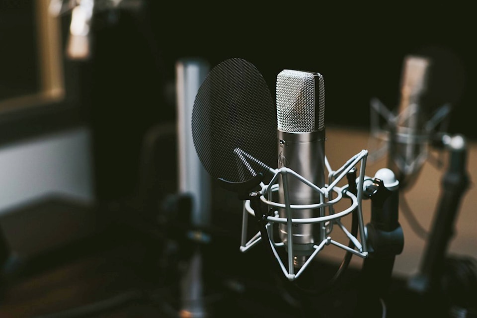 33179398_web1_230705-SAA-mic-recording-Pixabay-file