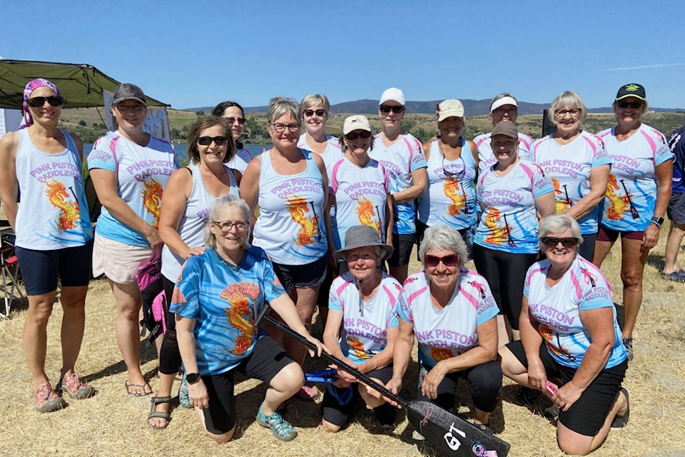 33393135_web1_230726-SAA-pink-piston-dragon-boat_1