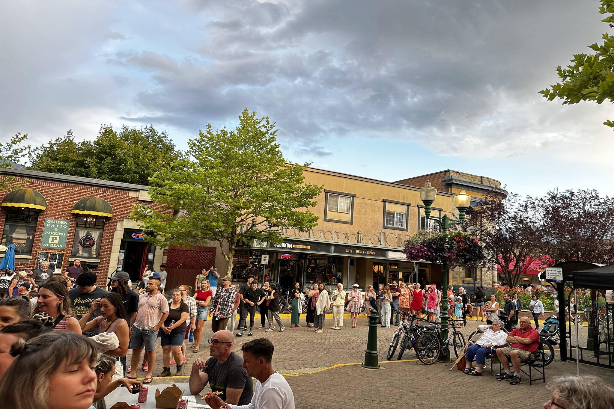 The movie has prompted audience members to dress up for viewings, making for a pink crowd in Grizzly Plaza. (Zachary Delaney/Revelstoke Review)