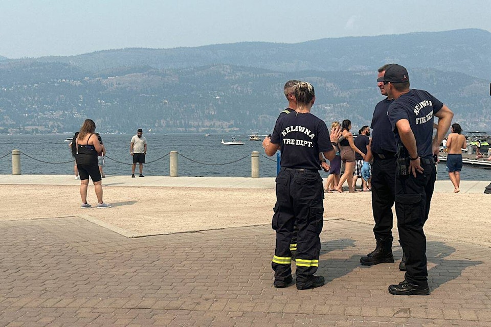 33525916_web1_230810-KCN-marinerescue-_1