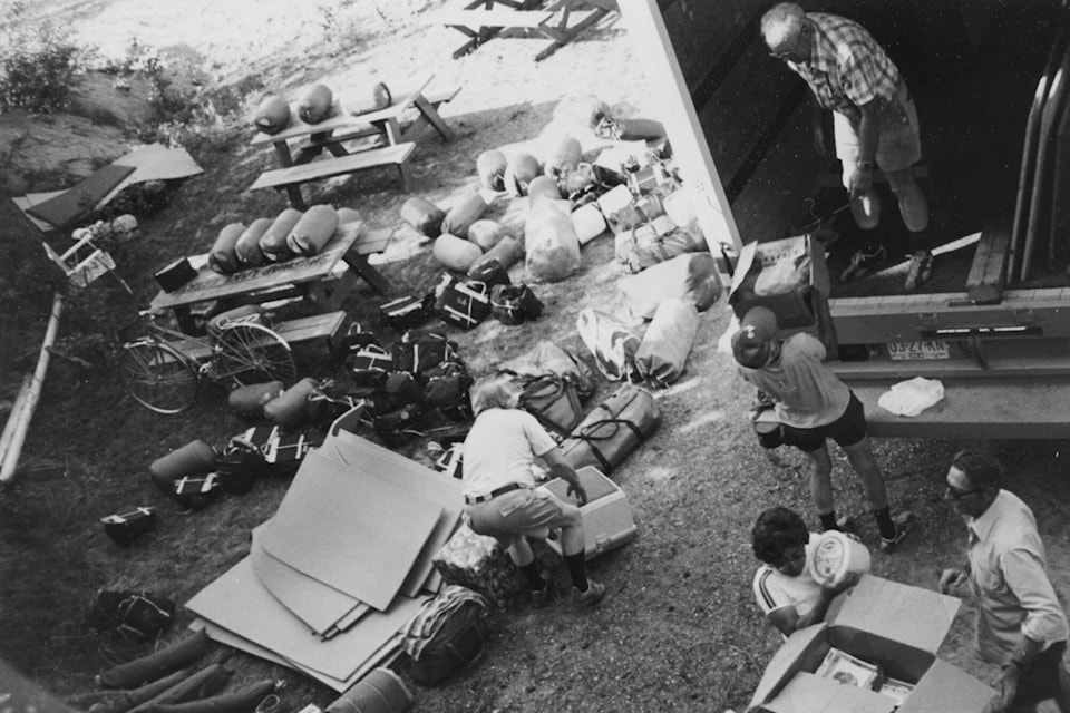 33539684_web1_230809-SAA-history-food-truck_1