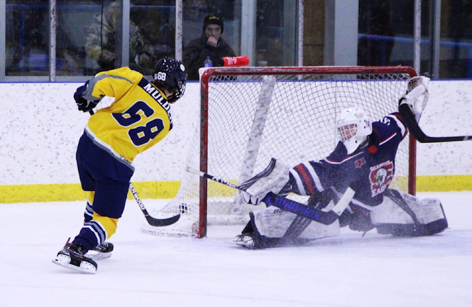 33582744_web1_230209-OMH-Wranglers-Game_18