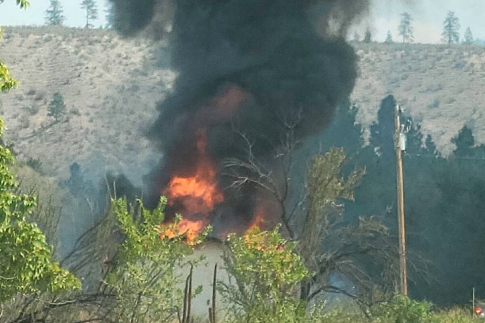 33706762_web1_230830-PWN-OliverHouseFire-Oliverhousefire2_1