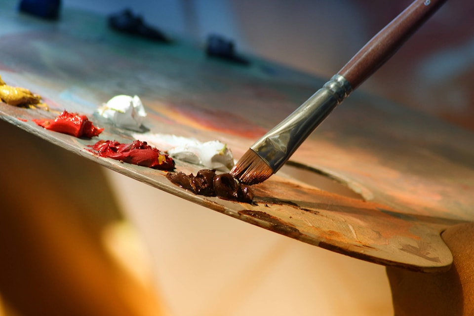 web1_180919-kcn-paint-brush