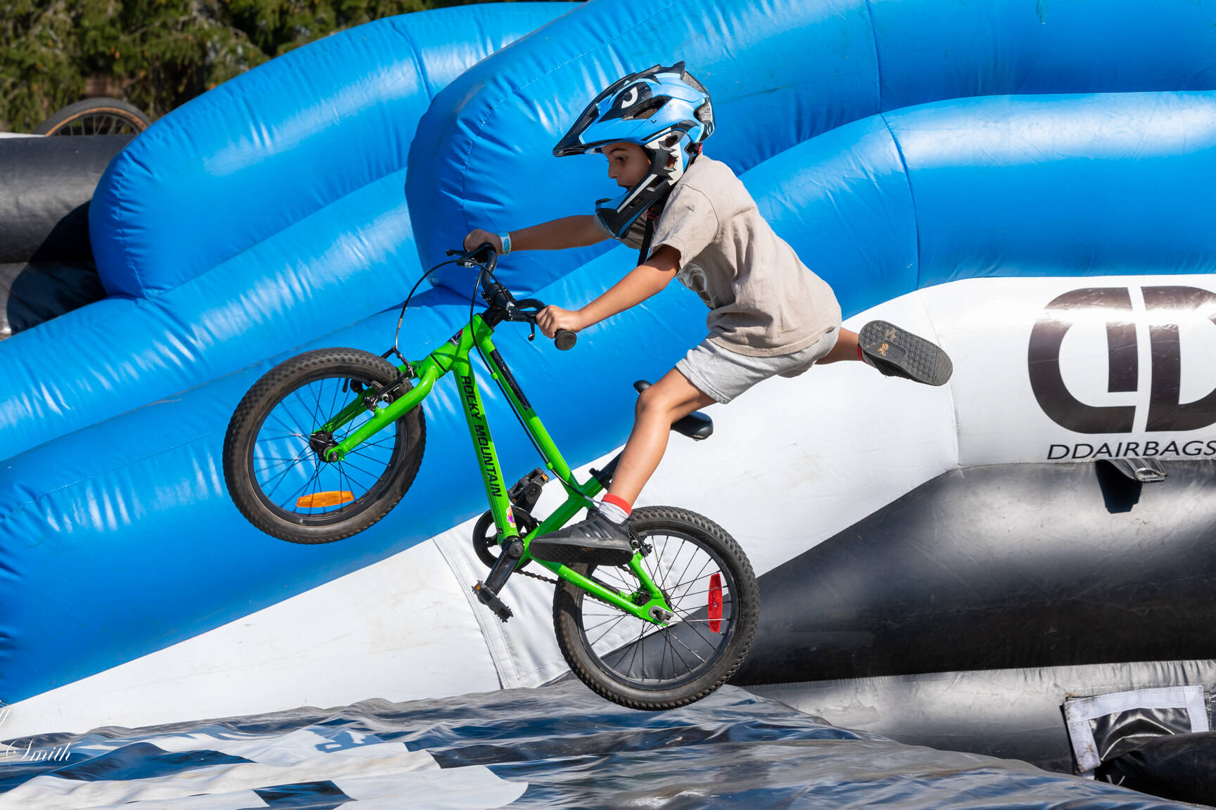 Port Alberni brings back airbag session for young bike riders
