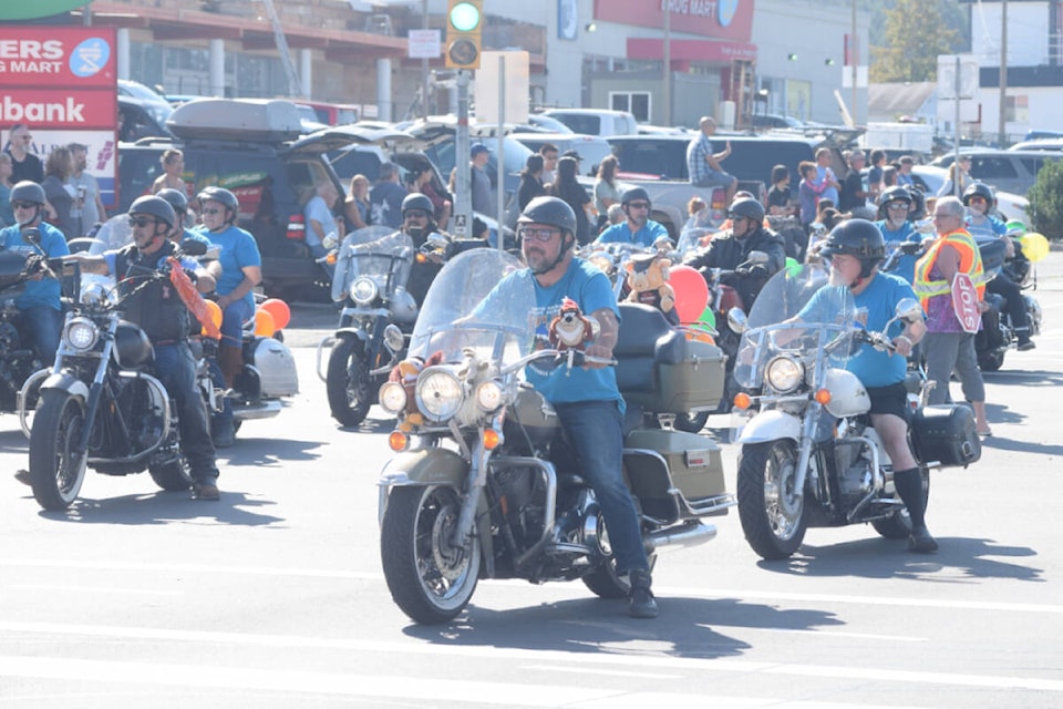 web1_230913-avn-toy-run-promo-parade_1