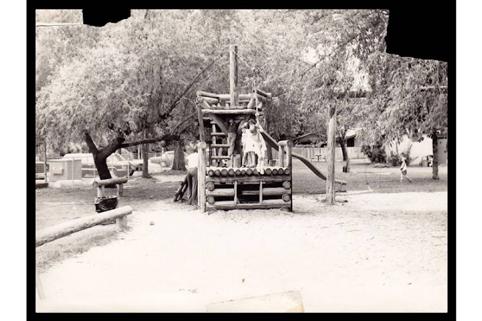 web1_230914-win-historic-phot_1