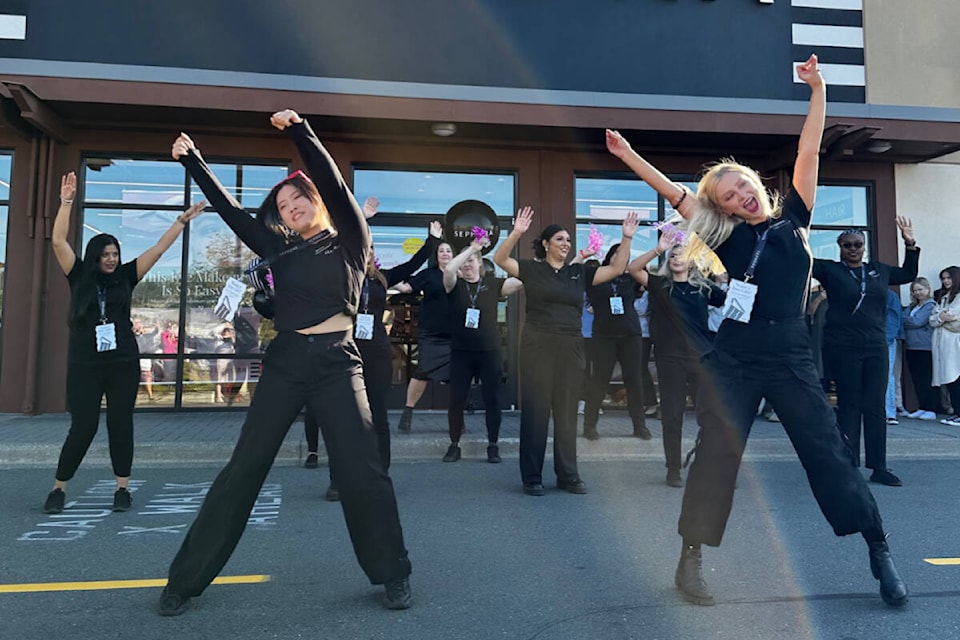 Sephora employees celebrate the opening of the chain’s new Millstream Village location. (Tanara Oliveira/News Staff) 