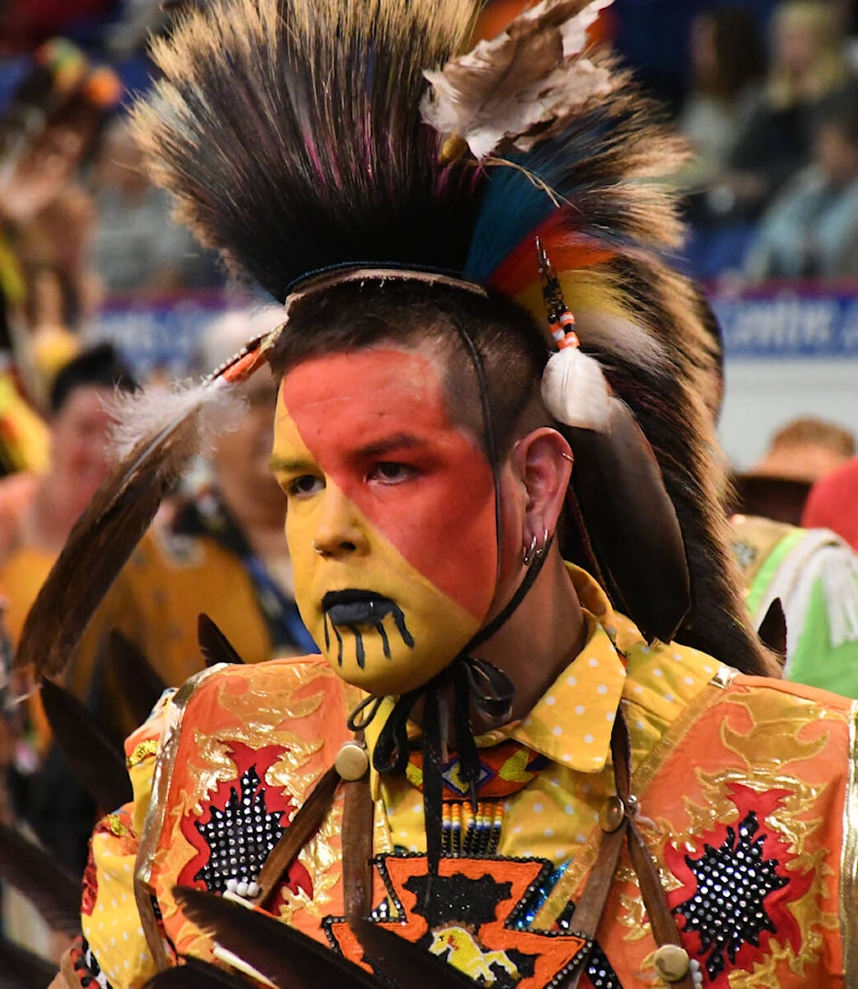 web1_230916-lat-ke-stalewpowwow-_4