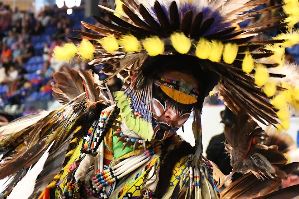 web1_230916-lat-ke-stalewpowwow-_7