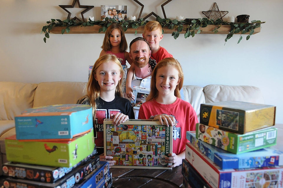 web1_230919-cpl-puzzle-sale-fundraiser-salvation-army-food-bank-steveklassen_1