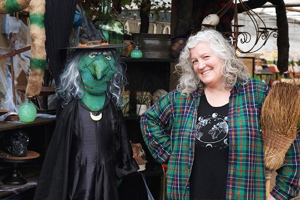 There are 60-plus scarecrow exhibits set up throughout the 10-acre grounds of Art’s Nursery, in Port Kells, and visitors are invited to check them out between now and Halloween. (Art’s Nursery/Special to 91ԭ Advance Times) 