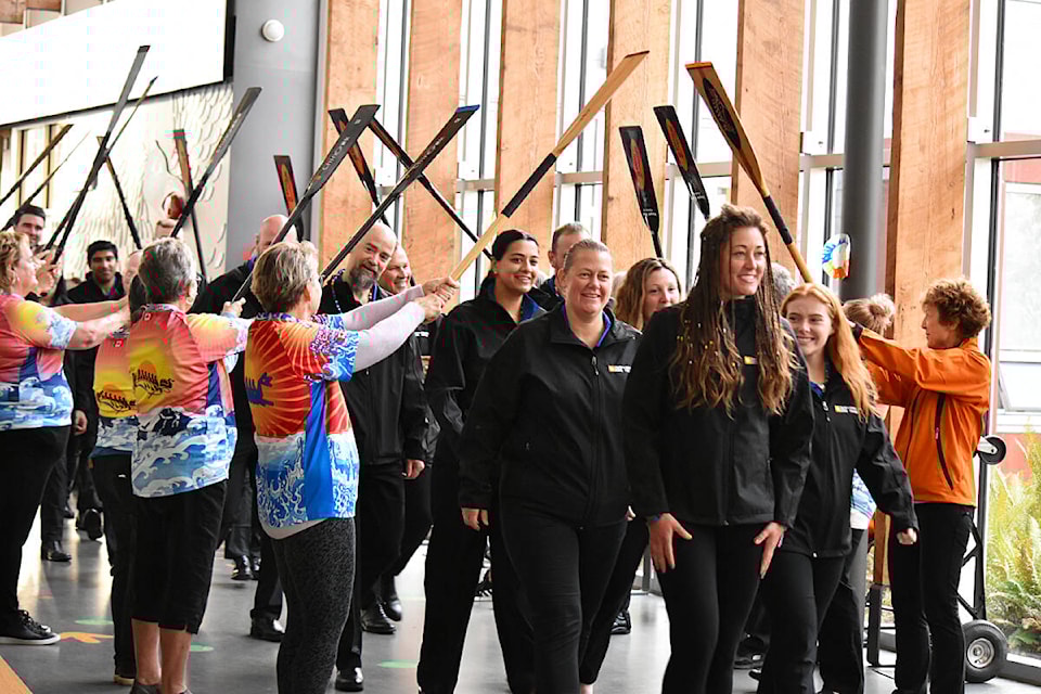 The 19 riders of this year’s Tour the Rock stopped for dinner at Comox’s École Au Coeur de l’Île, on Sept. 27, 2023. (Olivier Laurin / Comox Valley Record) 