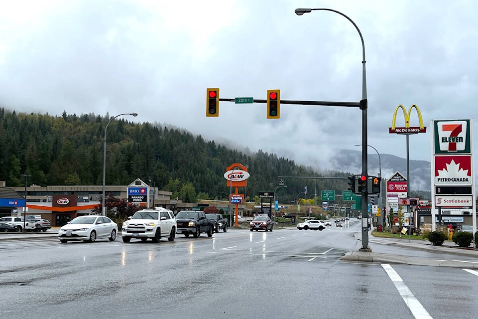 web1_231005-can-lawsuit-intersection-castlegar_1
