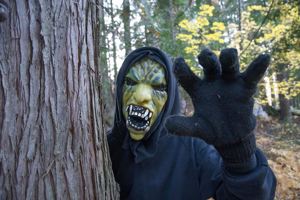 web1_20181021-saa-spooktacular-je-020