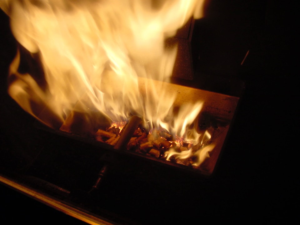 web1_20210925_hw_burn_pot_pellets