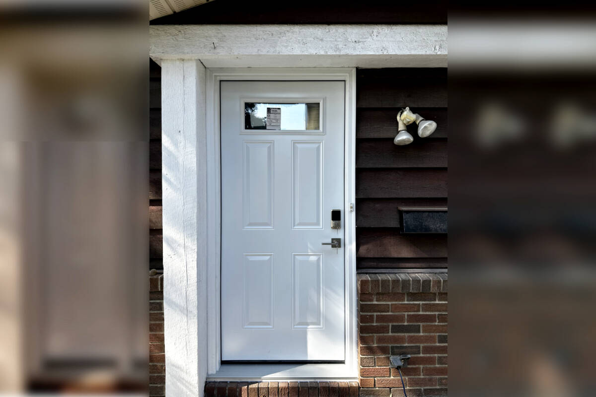 The Best Front Door Material for Your Home