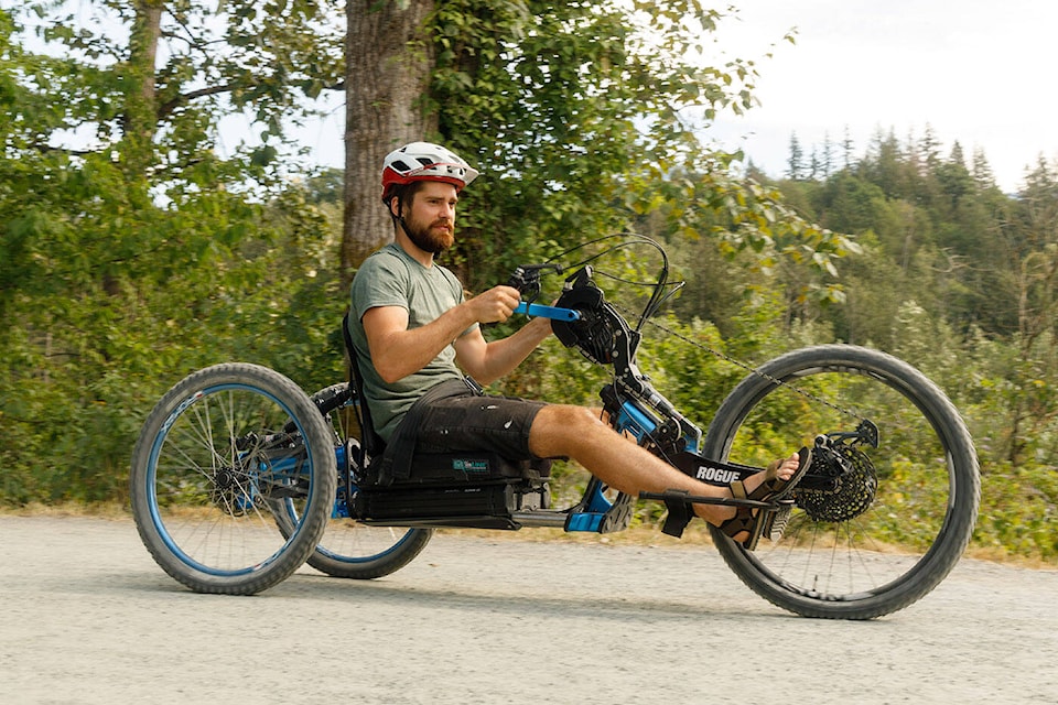 web1_231010-cpl-chilliwack-charity-beer-collaboration-adaptivemountainbikecollective_2