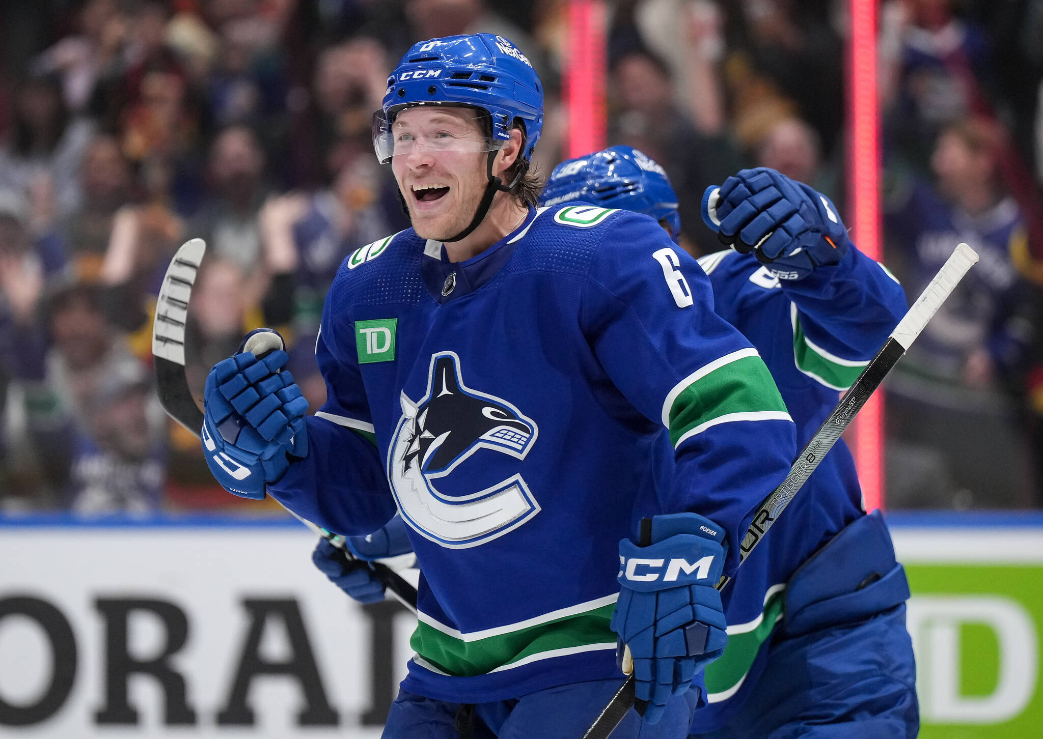 Canucks: Conor Garland gets last pre-season look on Elias Pettersson's wing