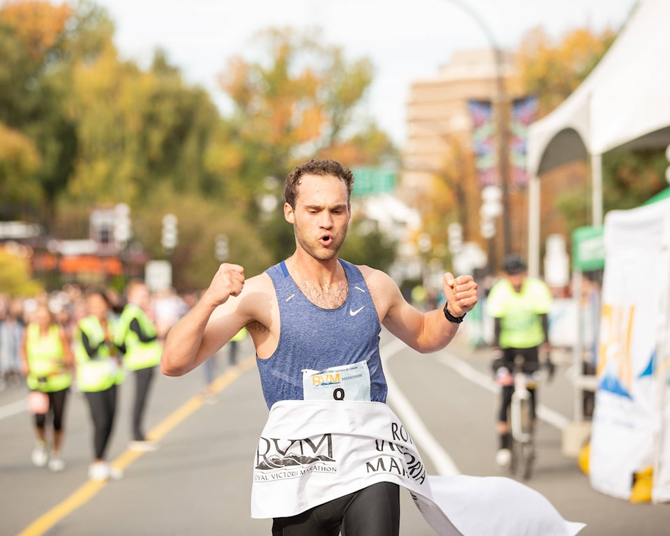 web1_231011-crm-local-man-wins-marathon-aidan_1