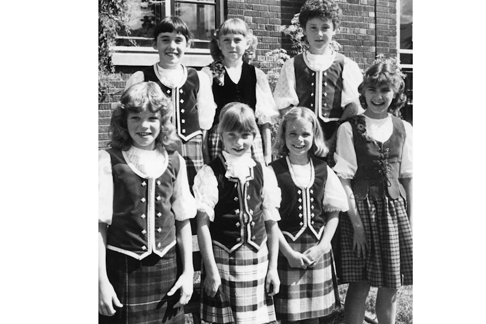 web1_231011-saa-history-highland-dancers