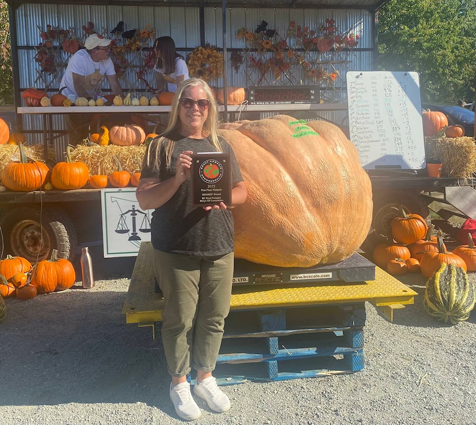 Meet Walter British Columbia s largest pumpkin Maple Ridge Pitt Meadows News
