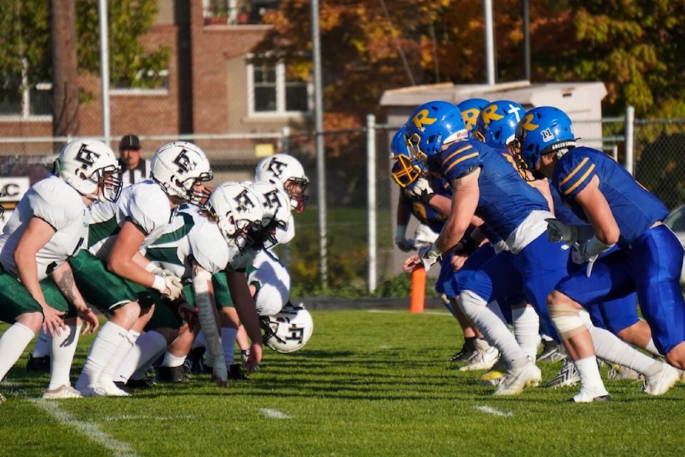 web1_231012-kcn-rutland-football_1