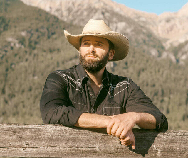 Dean Brody hits the road with “Right Round Here” - Vernon Morning Star